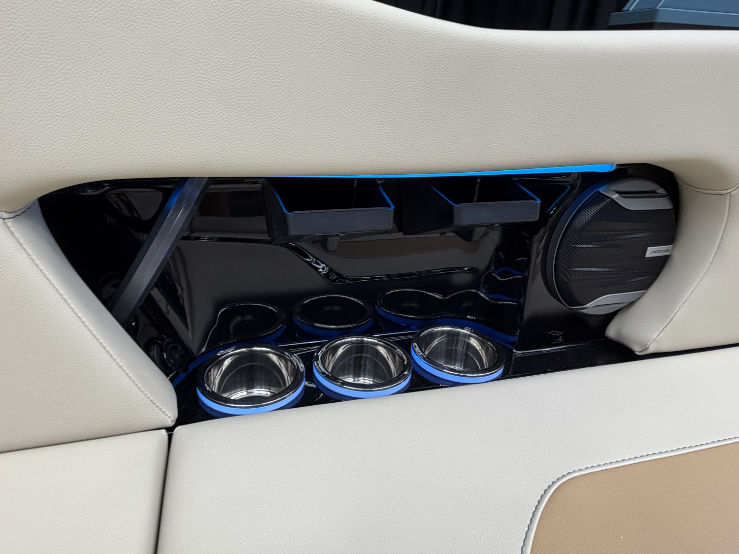2027 MasterCraft NXT22