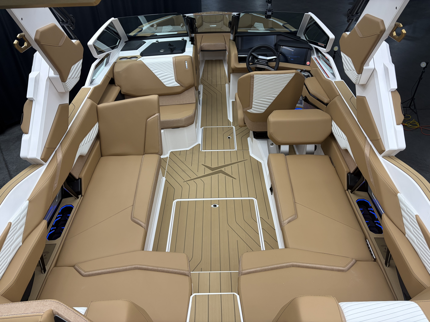 2027 MasterCraft X24