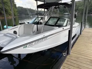 2017-mastercraft-x23-141477-image0.webp