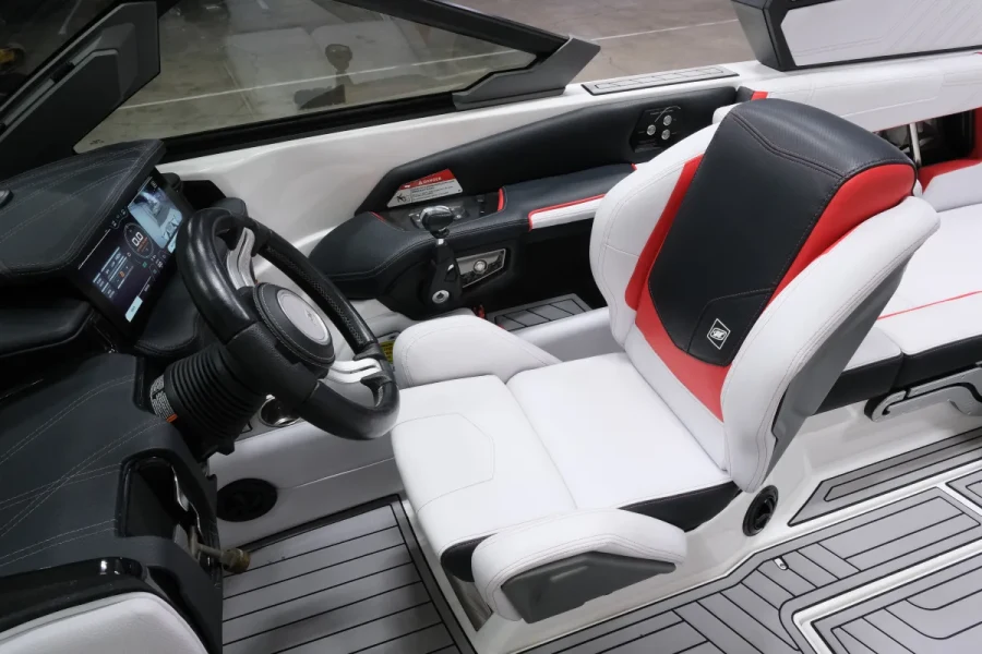 2019-nautique-g21-141479-image10.webp
