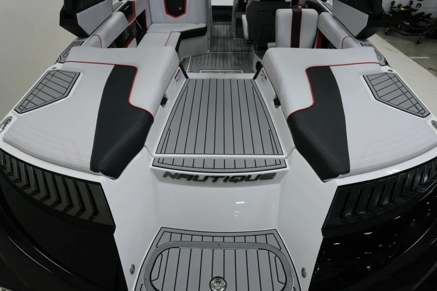2019-nautique-g21-141479-image13.webp