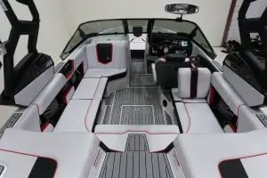 2019-nautique-g21-141479-image6.webp