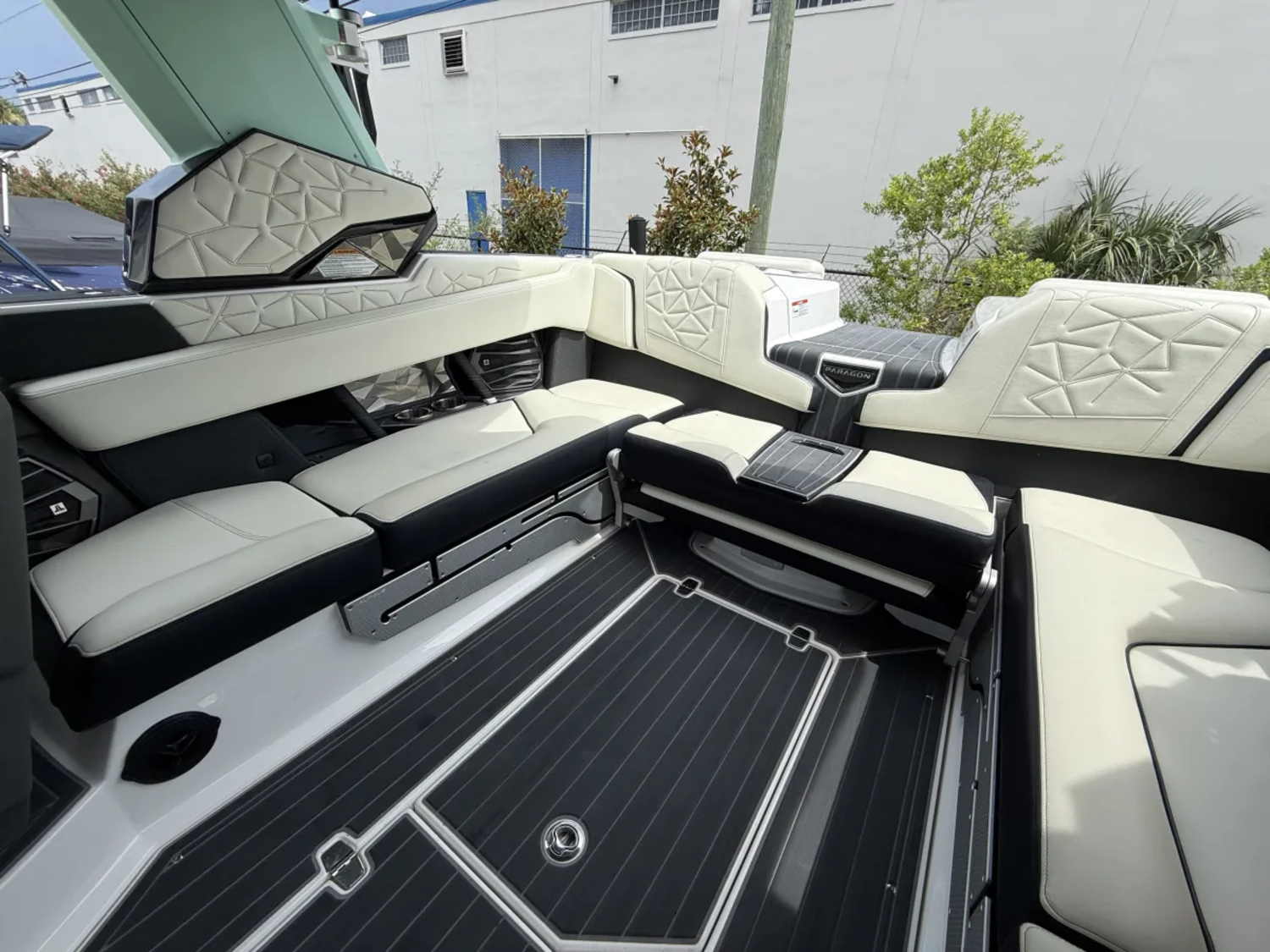 2023 Nautique P23