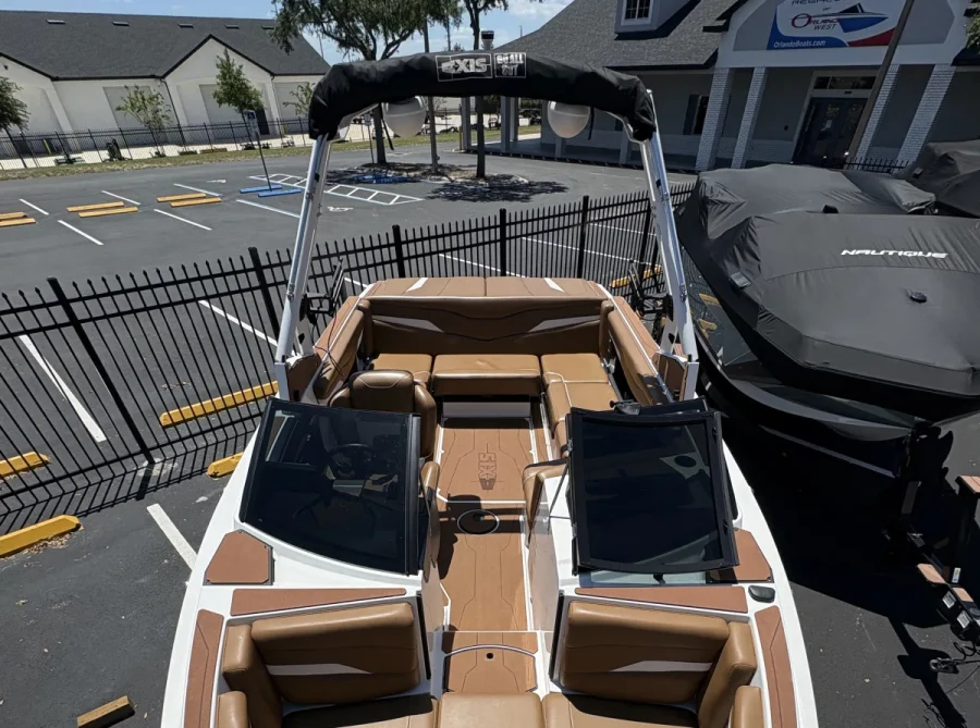 2025-axis-t220-141489-image3.webp