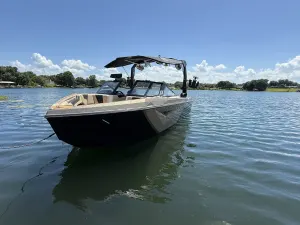 2023-nautique-s21-141510-image1.webp