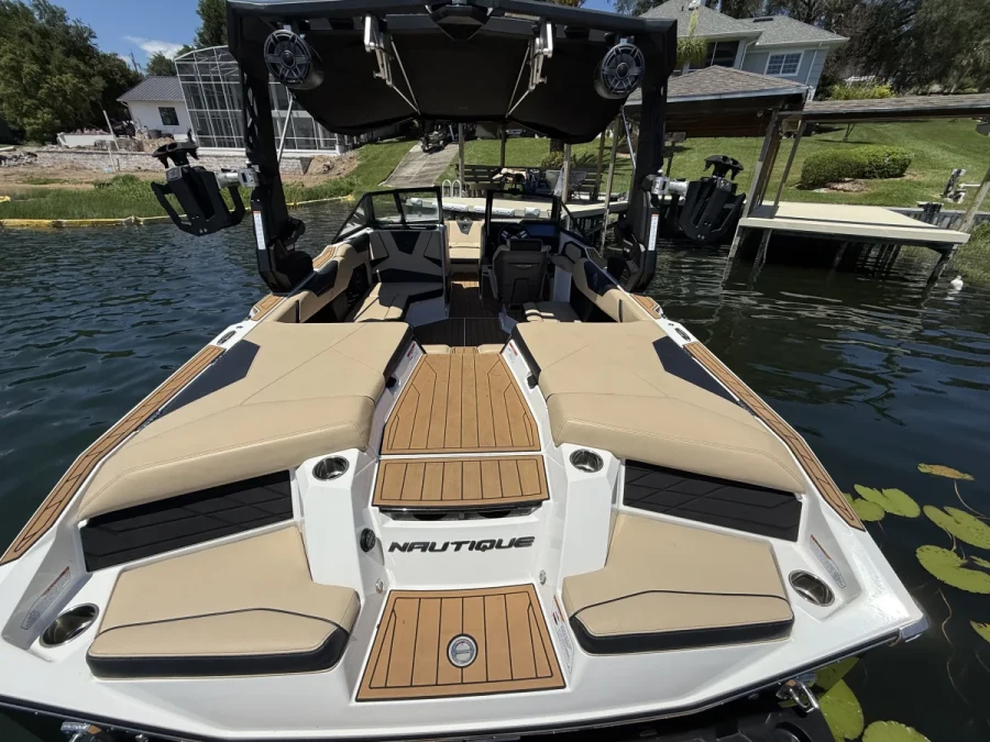 2023-nautique-s21-141510-image8.webp