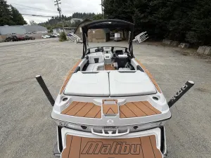 2021-malibu-wakesetter-vtx-141512-image7.webp