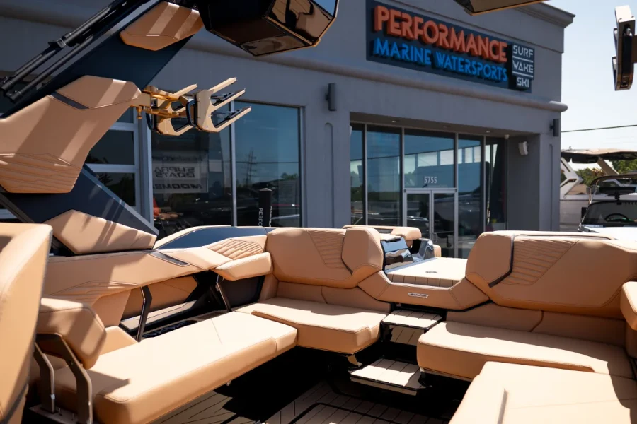 2026-mastercraft-x24-141515-image15.webp