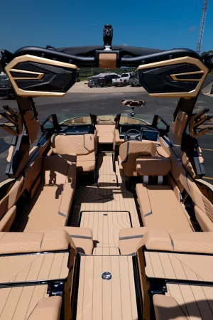 2026-mastercraft-x24-141515-image18.webp
