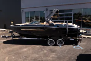 2026-mastercraft-x24-141515-image2.webp