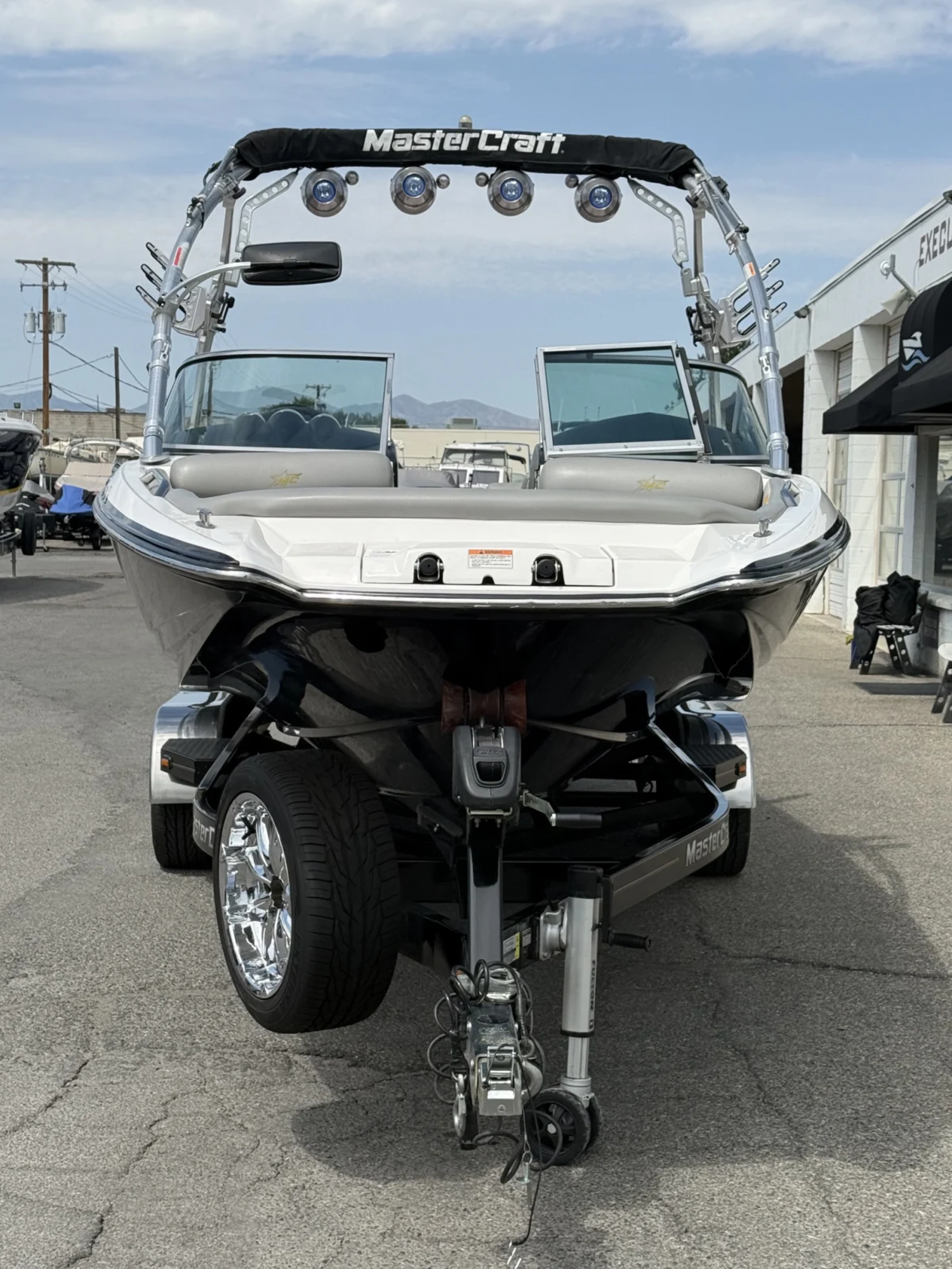 2009 24' MasterCraft X45 Bowrider