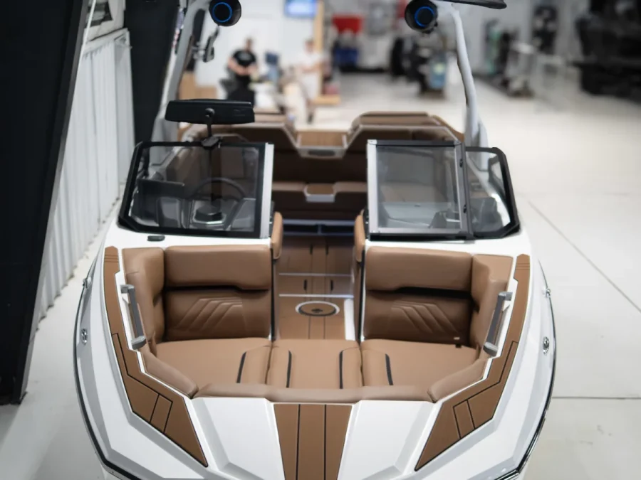 2027-supra-r225-141548-image8.webp