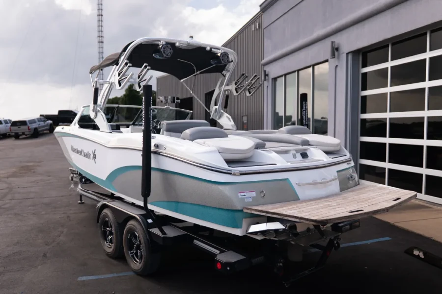2017-mastercraft-x46-141562-image2.webp