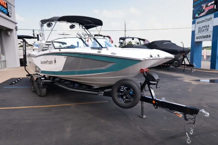 2017-mastercraft-x46-141562-image8.webp
