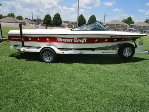 1993-mastercraft-stars-and-stripes-141571-image0.webp