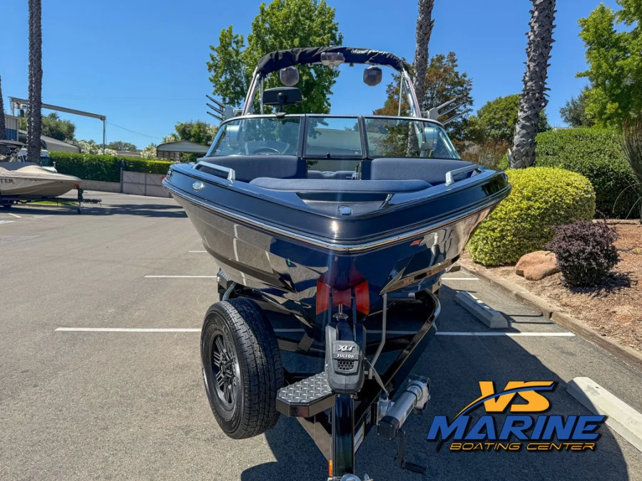 2019-mastercraft-xt21-141594-image3