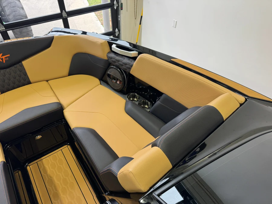 2025-mastercraft-xt22-141605-image20