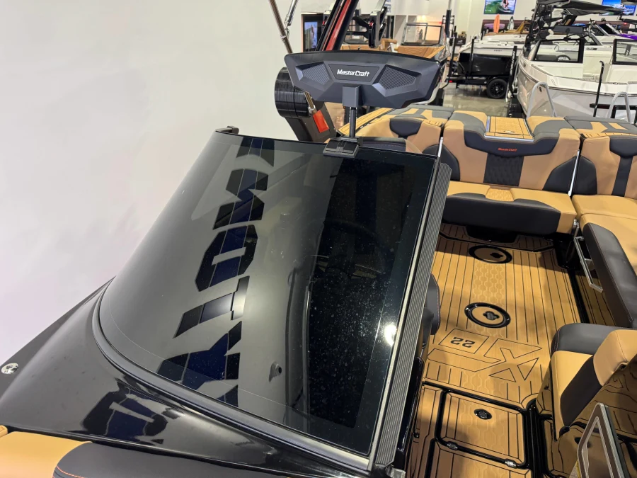 2025-mastercraft-xt22-141605-image22