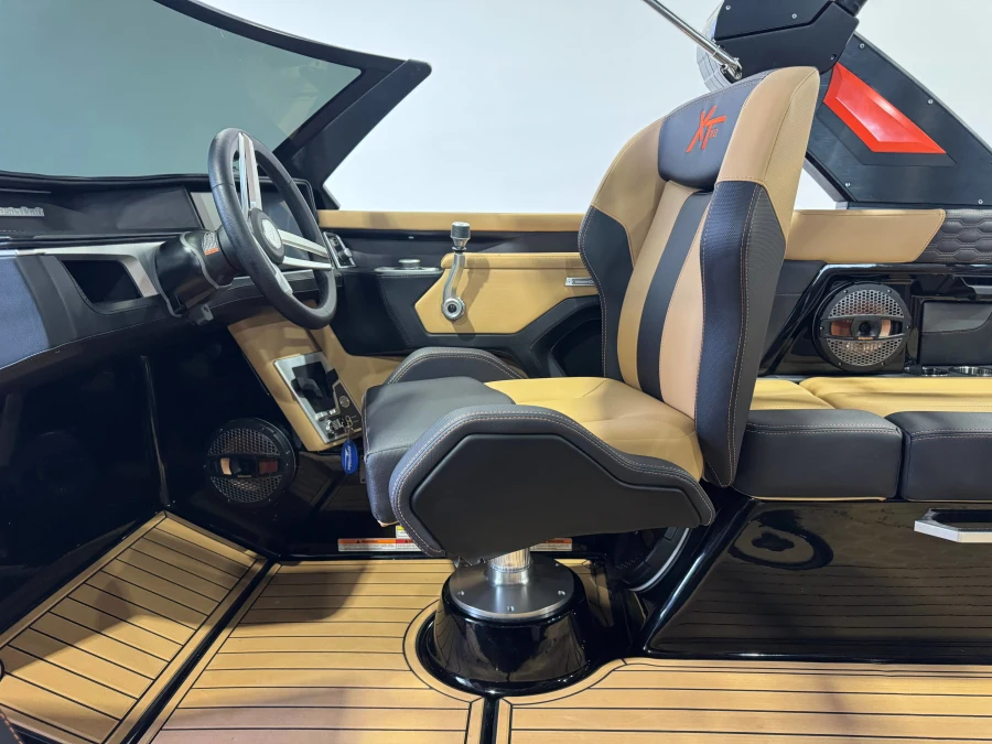 2025-mastercraft-xt22-141605-image25