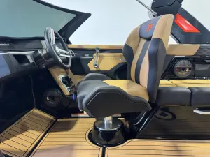 2025-mastercraft-xt22-141605-image25