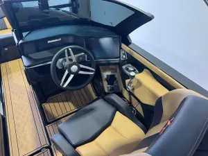 2025-mastercraft-xt22-141605-image27