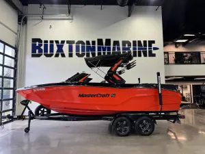 2025-mastercraft-xt22-141605-image4