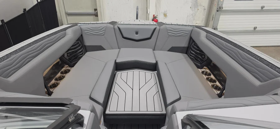 2027-nautique-g25-141606-image12