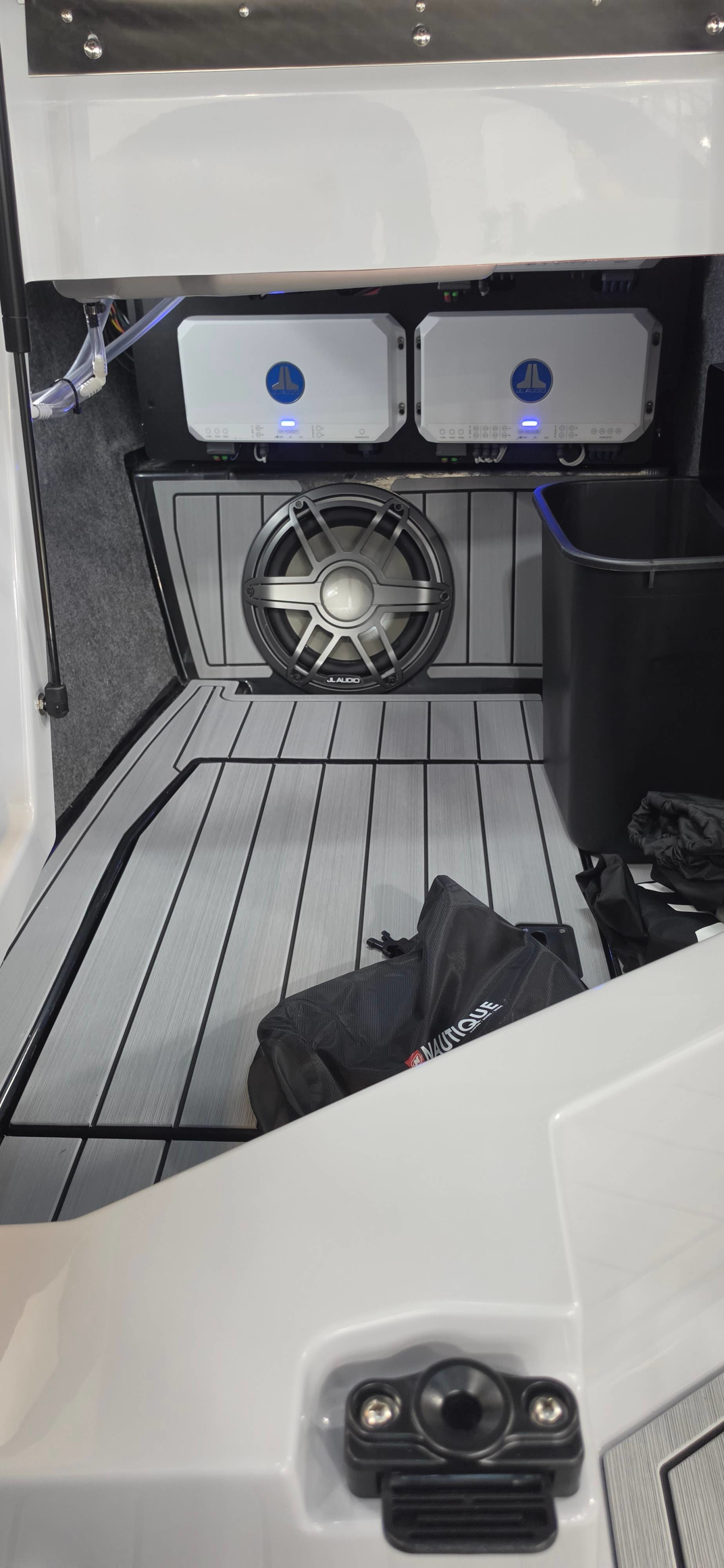 2027 Nautique G25