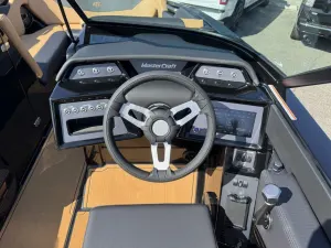 2025-mastercraft-nxt22-141610-image11