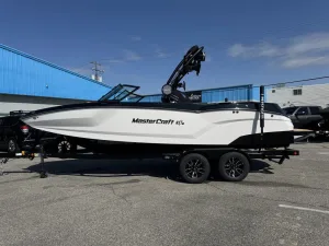 2025-mastercraft-nxt22-141610-image1