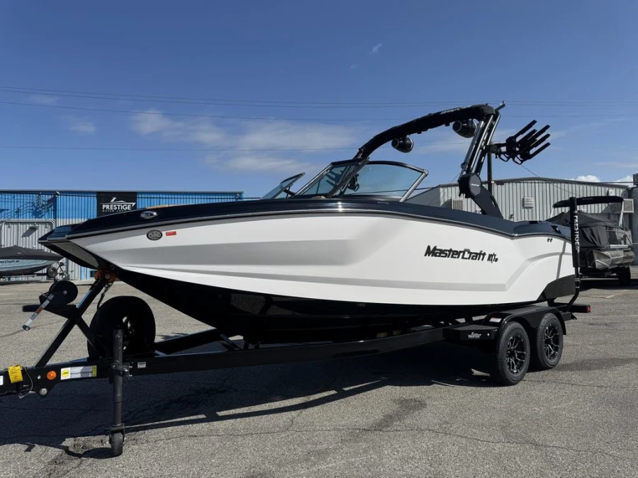 2025-mastercraft-nxt22-141610-image2