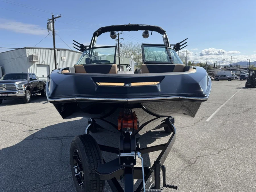 2025-mastercraft-nxt22-141610-image3