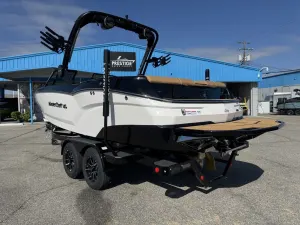 2025-mastercraft-nxt22-141610-image5