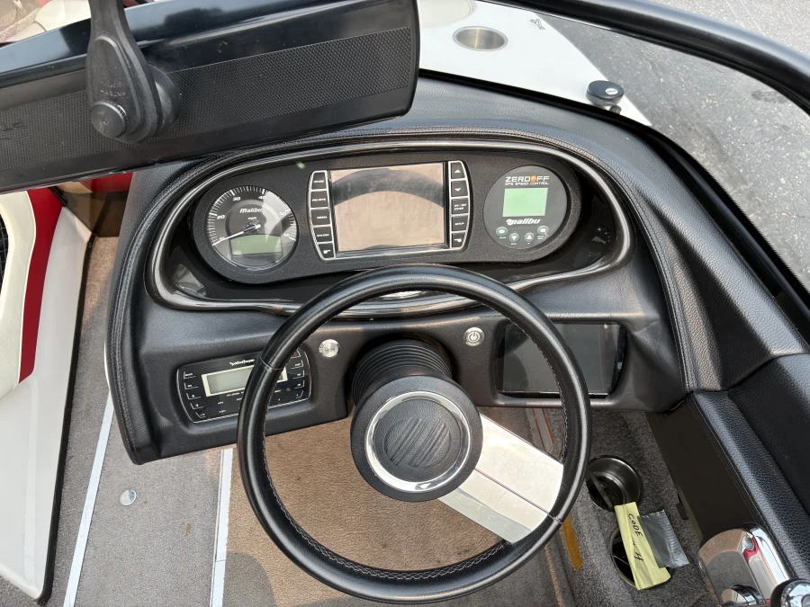 2014-malibu-response-txi-141620-image12