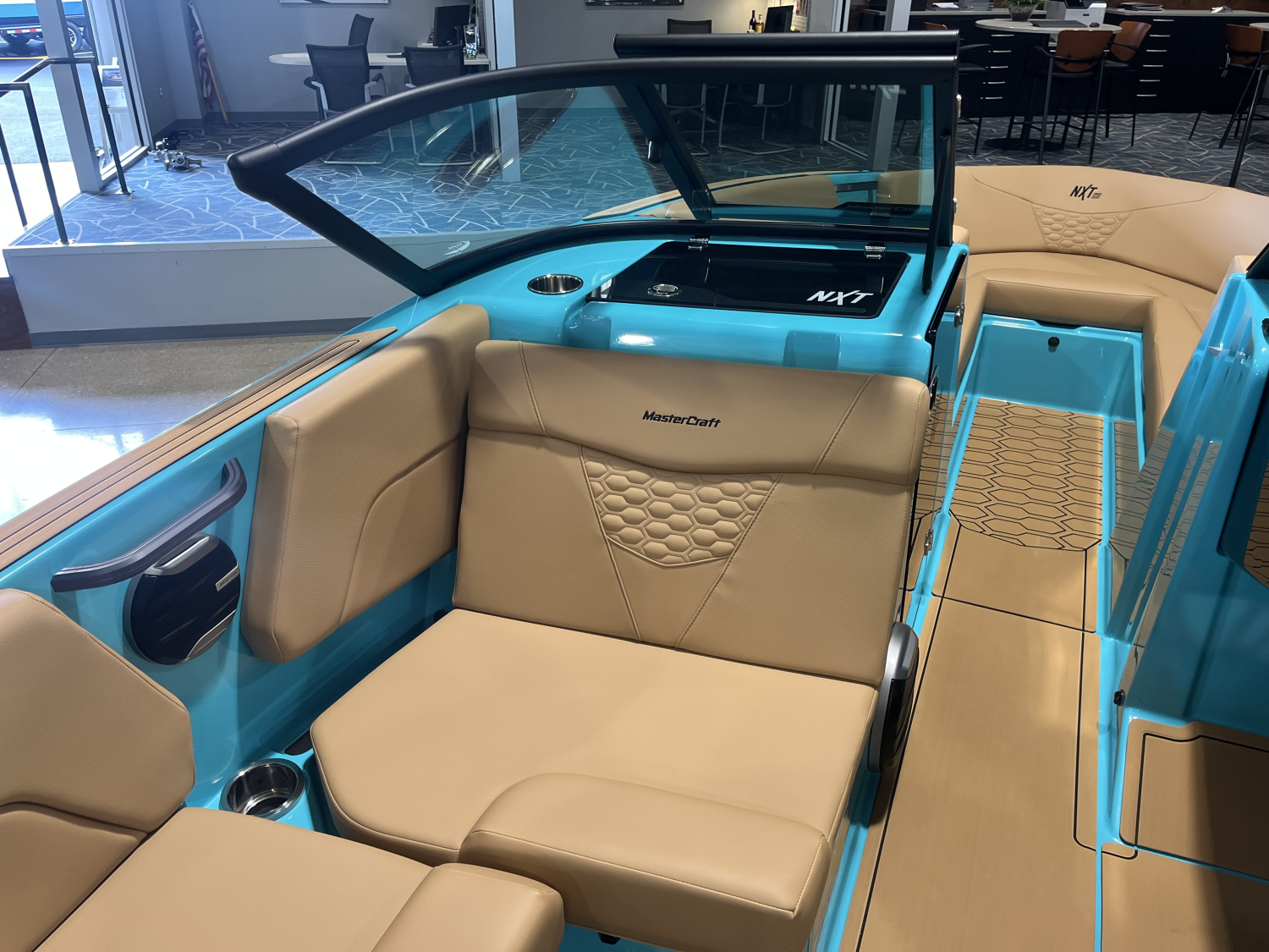 2027 MasterCraft NXT23