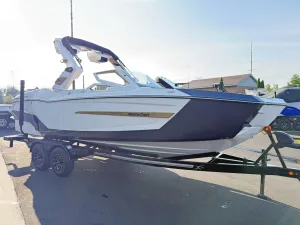 2027-mastercraft-x24-141622-image4
