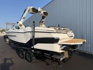2027-mastercraft-x24-141622-image6