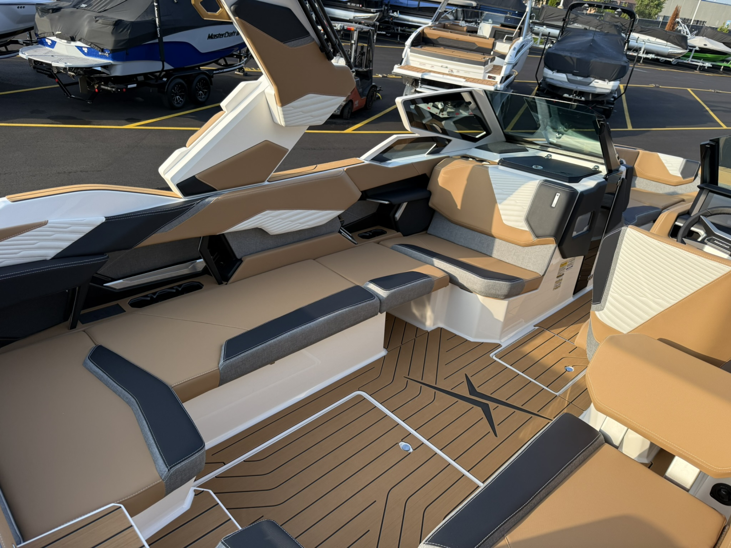 2027 MasterCraft X24