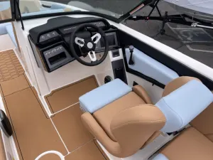 2026-mastercraft-nxt24-141626-image11
