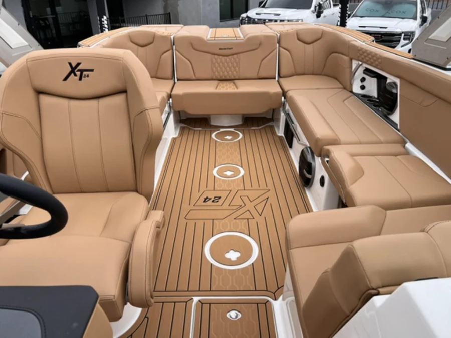 2027-mastercraft-xt24-141627-image19