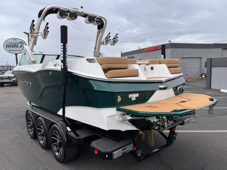 2027-mastercraft-xt24-141627-image8
