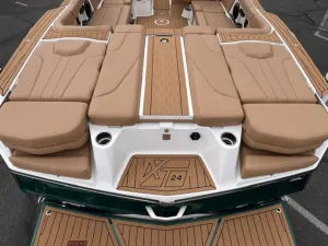 2027-mastercraft-xt24-141627-image9