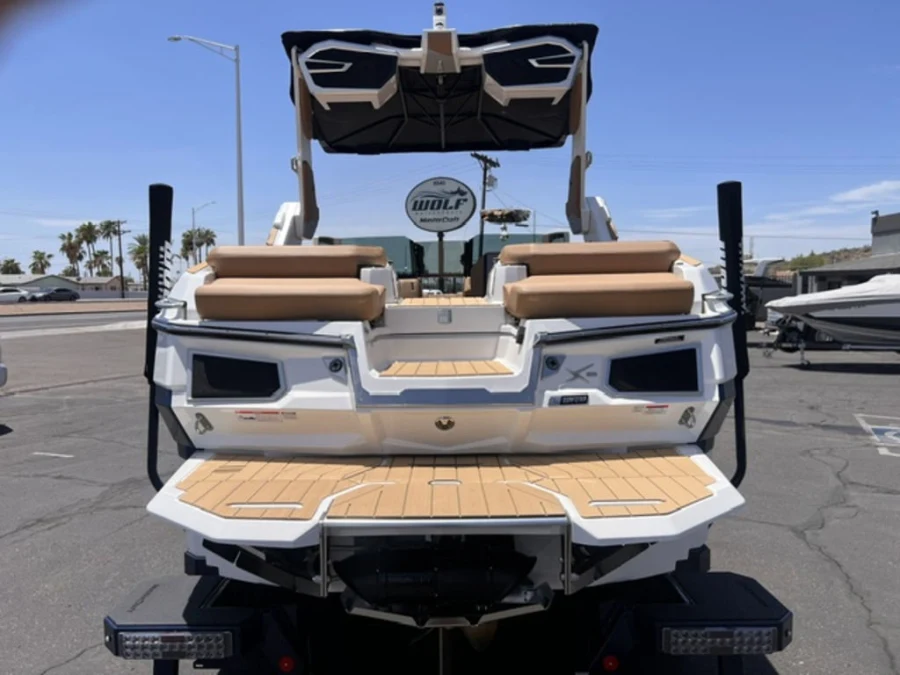 2027-mastercraft-x23-141629-image7