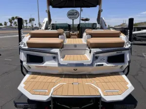 2027-mastercraft-x23-141629-image9