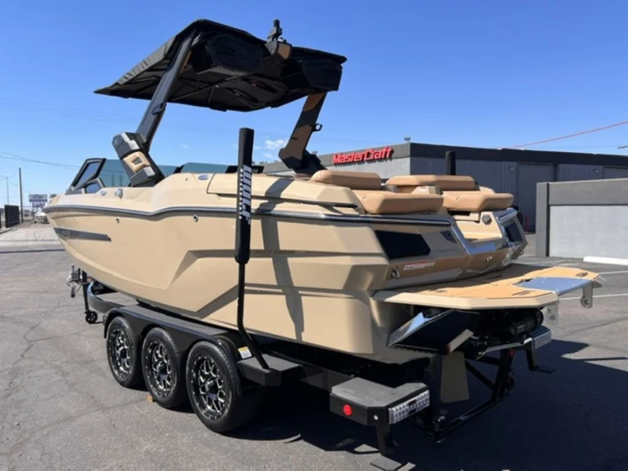 2027-mastercraft-x24-141630-image8