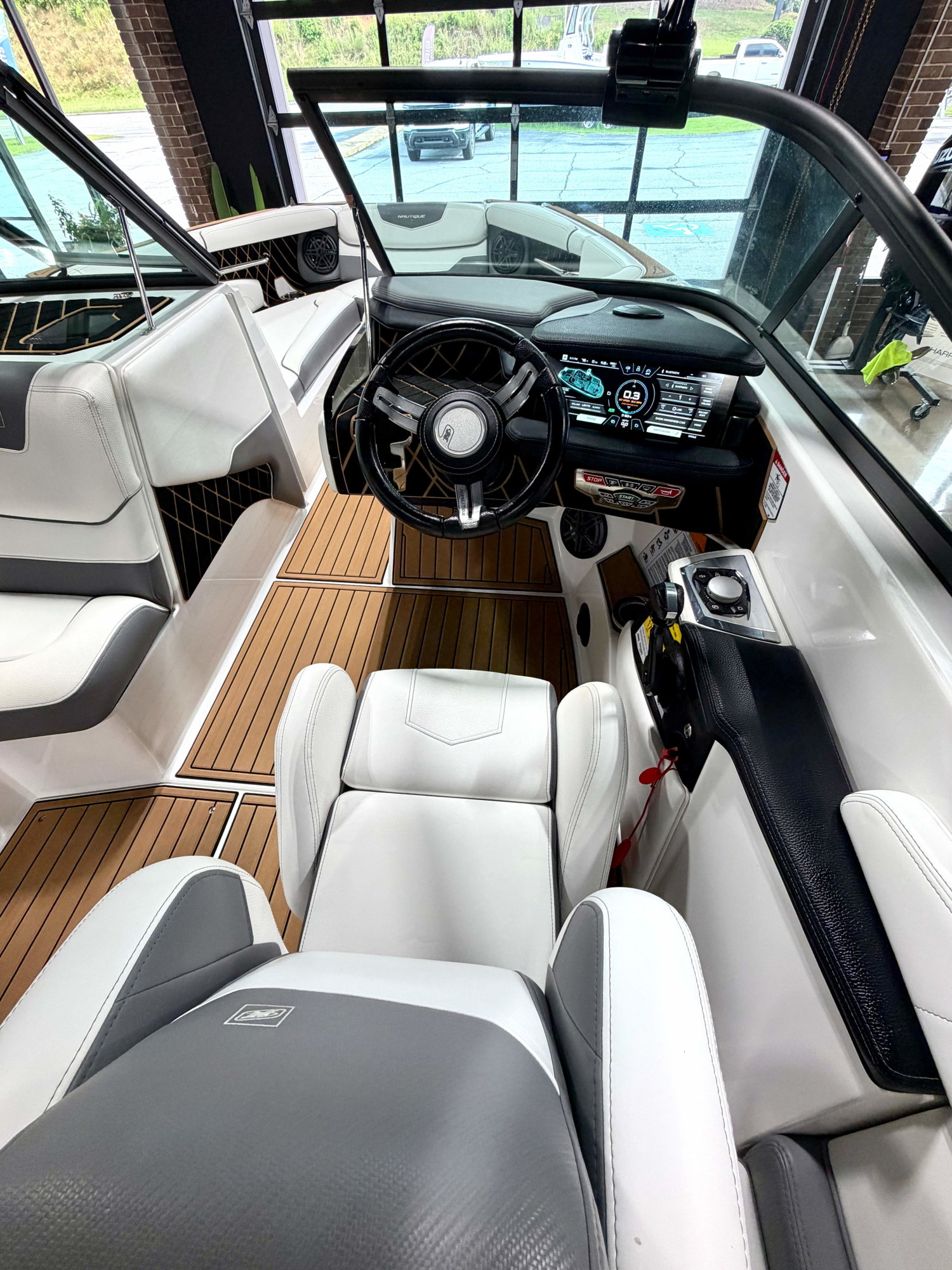 2019 Nautique GS24