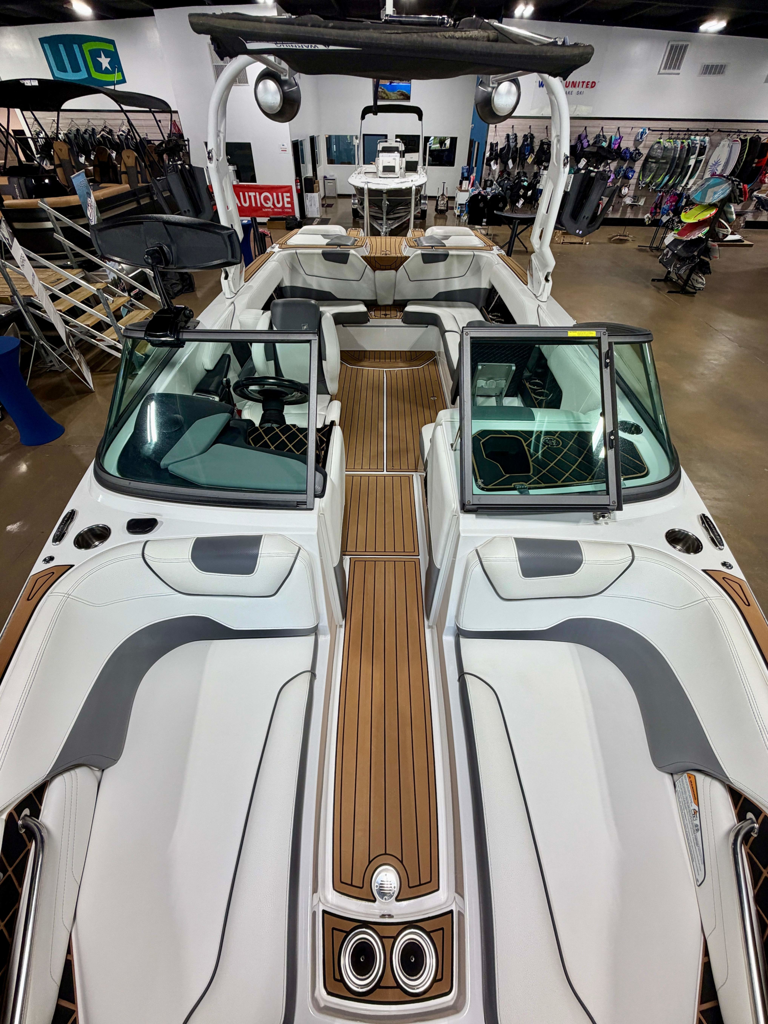 2019 Nautique GS24