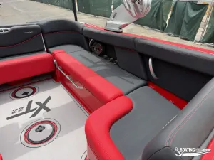 2021-mastercraft-xt22-141636-image10