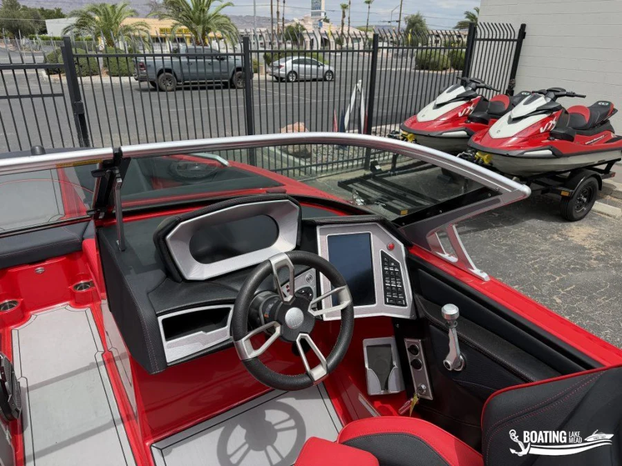 2021-mastercraft-xt22-141636-image11