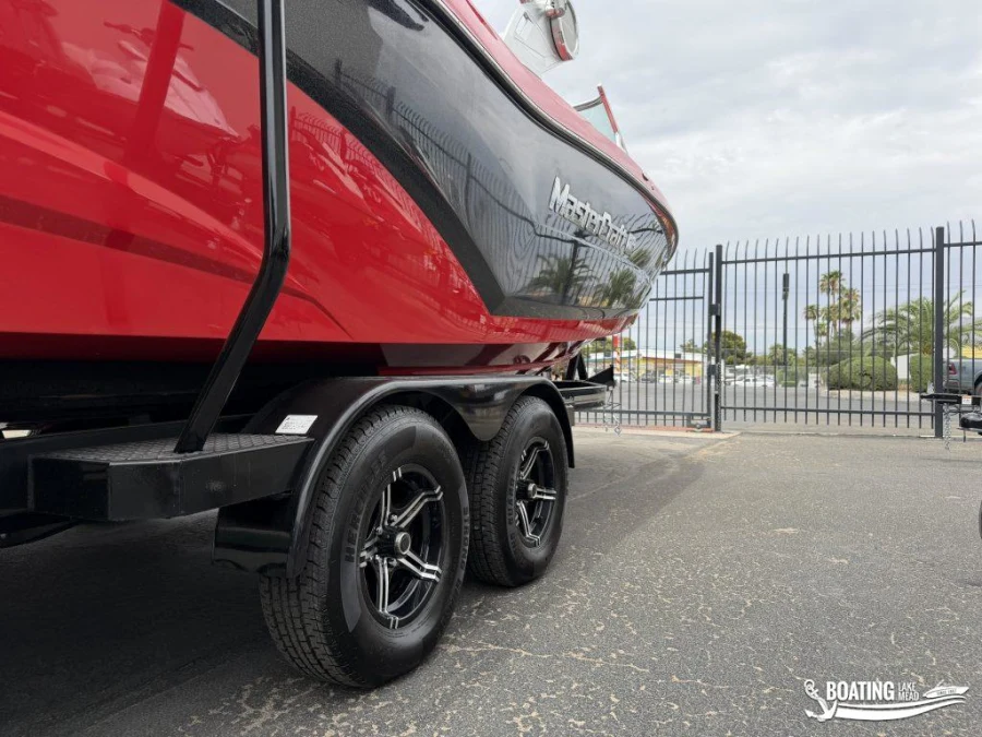 2021-mastercraft-xt22-141636-image14